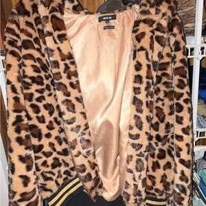 NWOT-Miss Me Brown Leopard Teddy Jacket